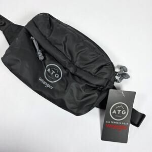 Wrangler ATG Belt Bag Black All Terrain Gear Fanny Pack Crossbody NWT